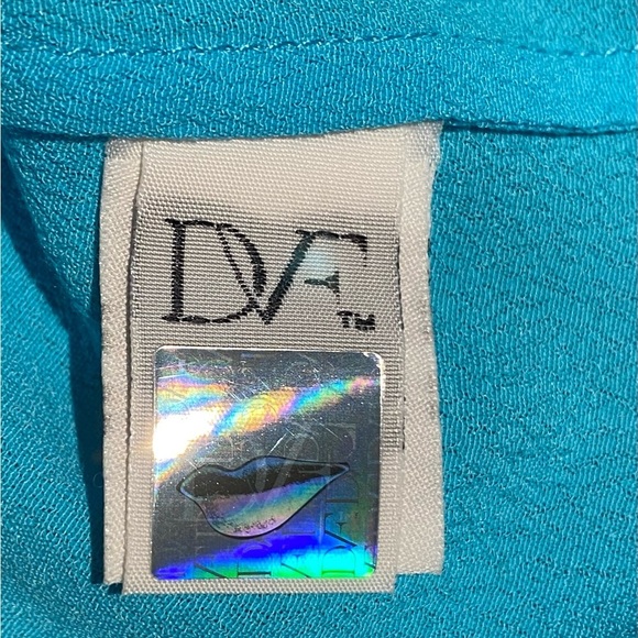 Diane Von Furstenberg Beres Top in Turquoise, size 10 - Picture 7 of 9